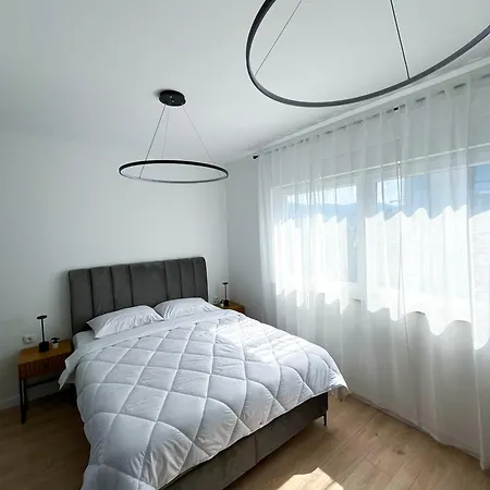 Skyroom Apartmán *